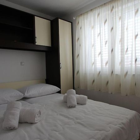 Apartments Jela Sveti Vid-Miholjice 외부 사진