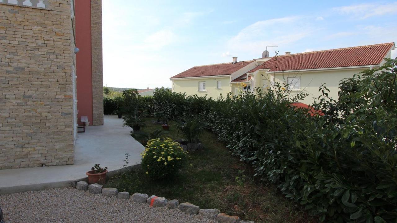 Apartments Jela Sveti Vid-Miholjice 외부 사진