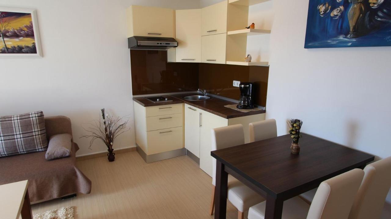 Apartments Jela Sveti Vid-Miholjice 외부 사진