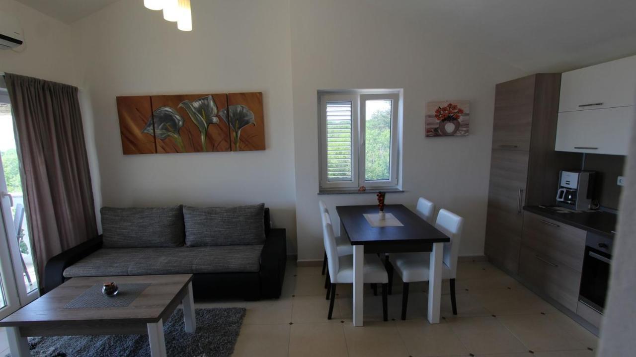 Apartments Jela Sveti Vid-Miholjice 외부 사진