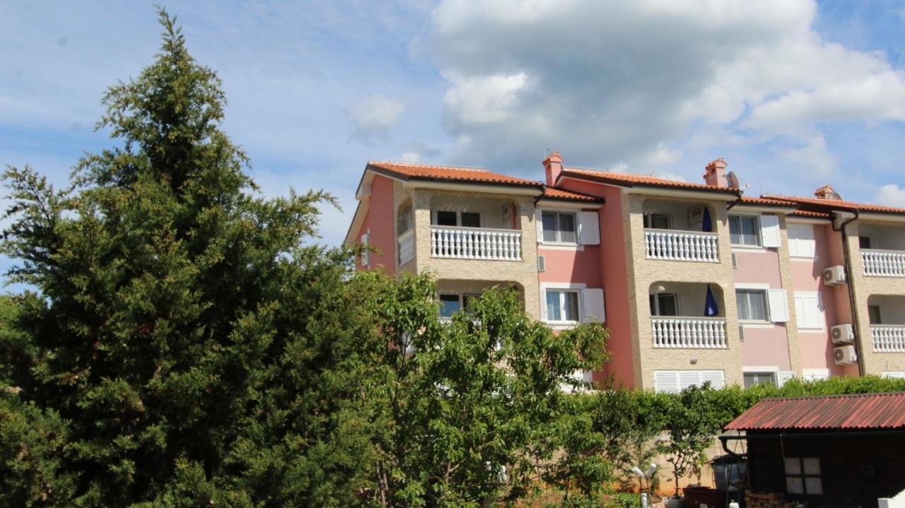 Apartments Jela Sveti Vid-Miholjice 외부 사진